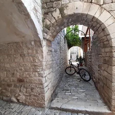 Apartamento Dragazzo Trogir