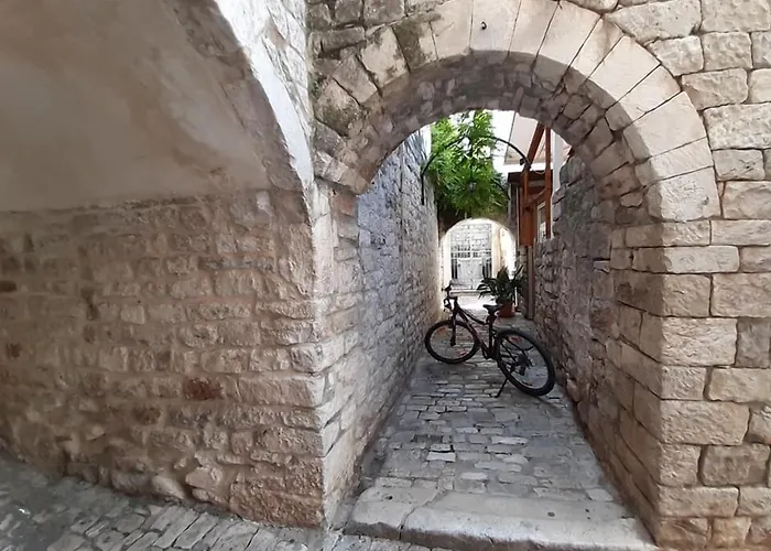 Apartman Dragazzo Trogir